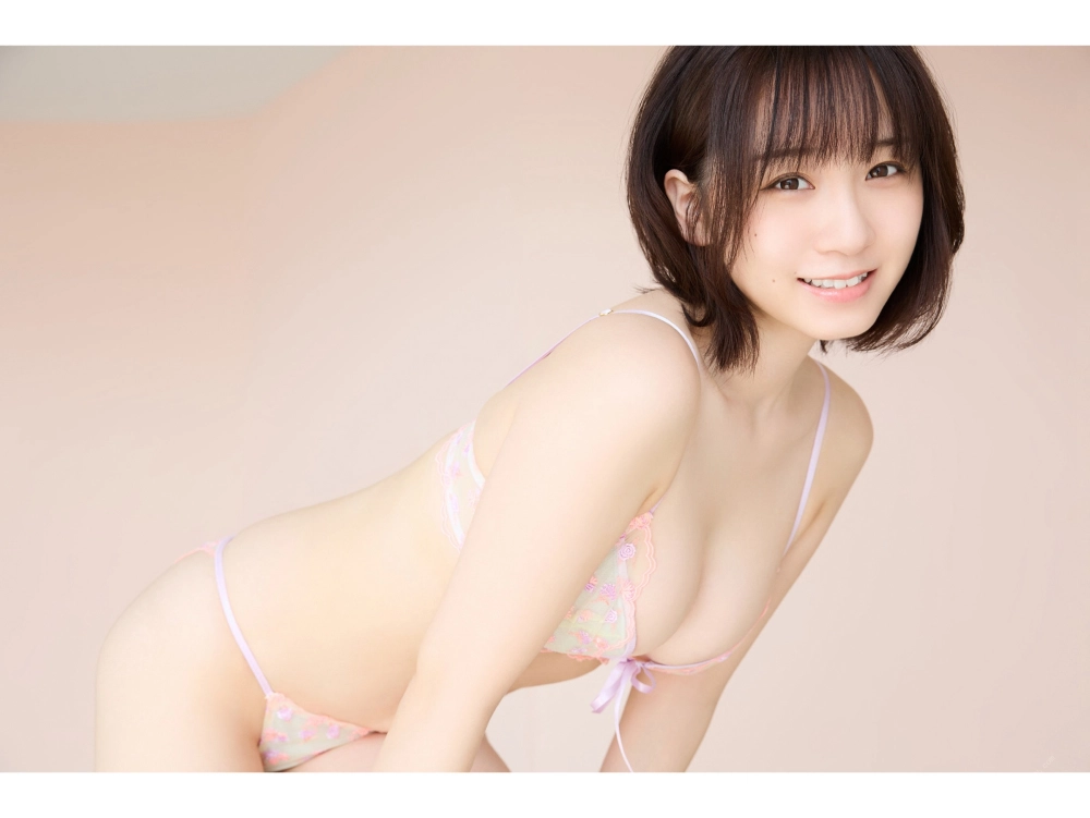 Gái xinh Việt Nam khoe vú thay bằng nét đẹp táo bạo sexy đầy sức hút